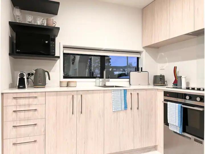 Christchurch Cbd Luxury Townhouse Esterno foto
